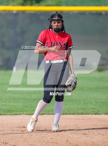 Thumbnail 3 in Fort Dodge vs Linn-Mar (Linn-Mar/Alburnett Invitational) photogallery.