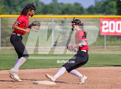 Thumbnail 1 in Fort Dodge vs Linn-Mar (Linn-Mar/Alburnett Invitational) photogallery.