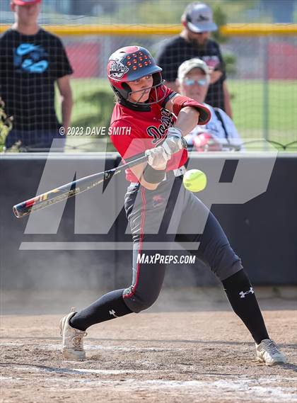 Thumbnail 2 in Fort Dodge vs Linn-Mar (Linn-Mar/Alburnett Invitational) photogallery.