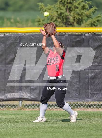 Thumbnail 2 in Fort Dodge vs Linn-Mar (Linn-Mar/Alburnett Invitational) photogallery.