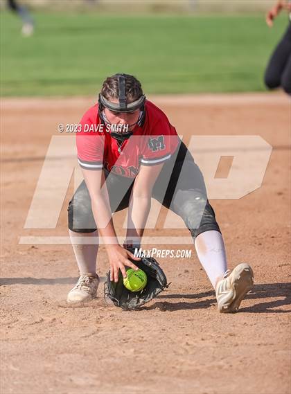 Thumbnail 2 in Fort Dodge vs Linn-Mar (Linn-Mar/Alburnett Invitational) photogallery.