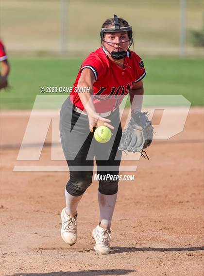 Thumbnail 1 in Fort Dodge vs Linn-Mar (Linn-Mar/Alburnett Invitational) photogallery.