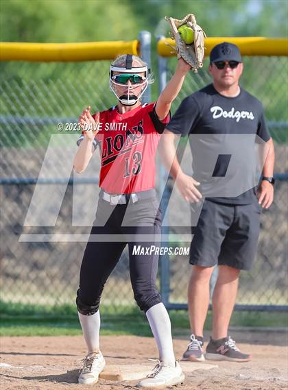 Thumbnail 1 in Fort Dodge vs Linn-Mar (Linn-Mar/Alburnett Invitational) photogallery.