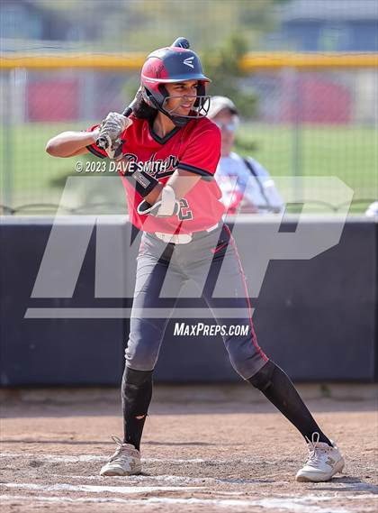 Thumbnail 3 in Fort Dodge vs Linn-Mar (Linn-Mar/Alburnett Invitational) photogallery.
