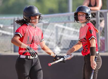 Thumbnail 3 in Fort Dodge vs Linn-Mar (Linn-Mar/Alburnett Invitational) photogallery.