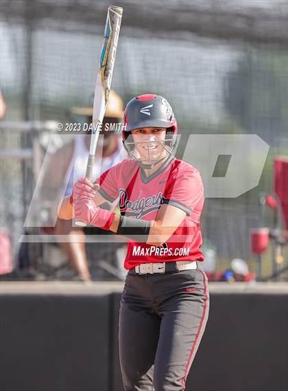 Thumbnail 3 in Fort Dodge vs Linn-Mar (Linn-Mar/Alburnett Invitational) photogallery.