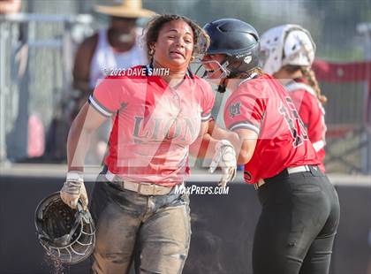 Thumbnail 3 in Fort Dodge vs Linn-Mar (Linn-Mar/Alburnett Invitational) photogallery.