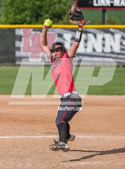 Thumbnail 1 in Fort Dodge vs Linn-Mar (Linn-Mar/Alburnett Invitational) photogallery.