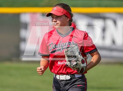 Thumbnail 3 in Fort Dodge vs Linn-Mar (Linn-Mar/Alburnett Invitational) photogallery.