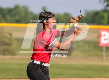 Thumbnail 3 in Fort Dodge vs Linn-Mar (Linn-Mar/Alburnett Invitational) photogallery.