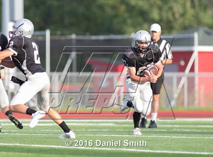 Thumbnail 3 in Grand Blanc @ Plymouth photogallery.