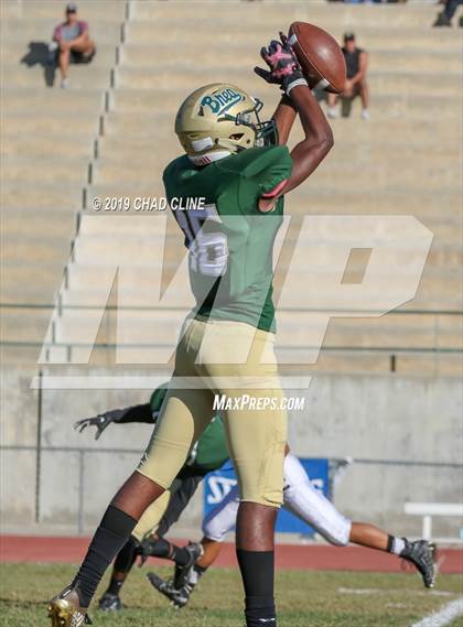Thumbnail 1 in Canyon @ Brea Olinda photogallery.