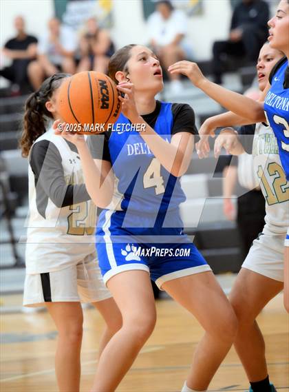 Thumbnail 1 in JV: Deltona @ Pine Ridge photogallery.