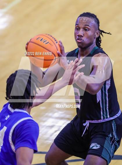 Thumbnail 1 in McEachern vs Collins Hill (5-Star Longhorn Steakhouse Classic) photogallery.