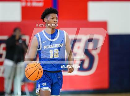 Thumbnail 2 in McEachern vs Collins Hill (5-Star Longhorn Steakhouse Classic) photogallery.
