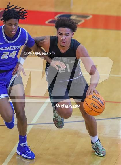 Thumbnail 3 in McEachern vs Collins Hill (5-Star Longhorn Steakhouse Classic) photogallery.