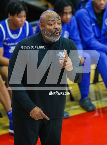 Thumbnail 2 in McEachern vs Collins Hill (5-Star Longhorn Steakhouse Classic) photogallery.