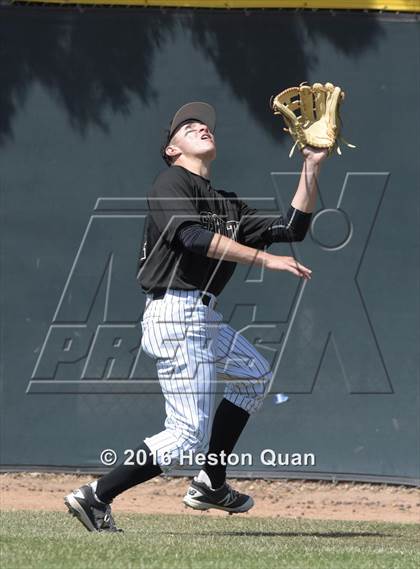 Thumbnail 3 in Mountain Ridge vs. Servite (Hard 9 National Classic) photogallery.