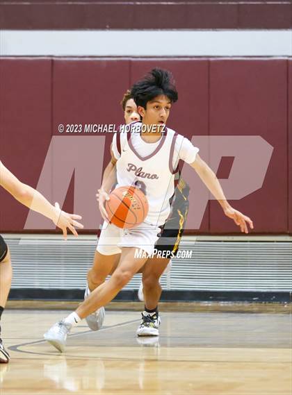 Thumbnail 3 in Plano vs Plano East photogallery.