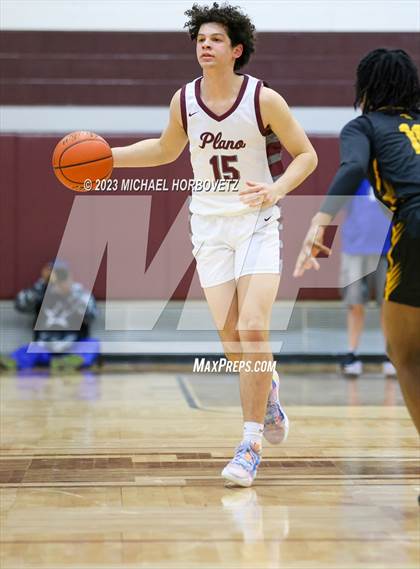 Thumbnail 1 in Plano vs Plano East photogallery.