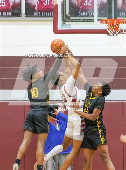 Thumbnail 2 in Plano vs Plano East photogallery.