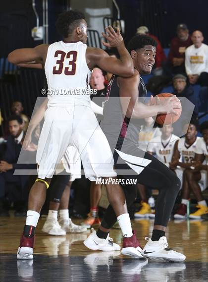 Thumbnail 1 in Elmira vs. Mount Vernon (NYS Regional Semifinal) photogallery.