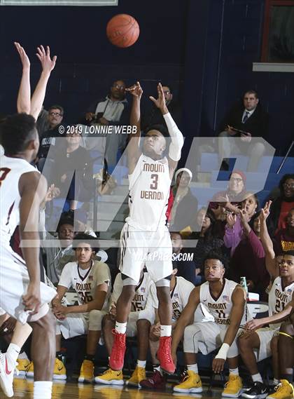 Thumbnail 1 in Elmira vs. Mount Vernon (NYS Regional Semifinal) photogallery.