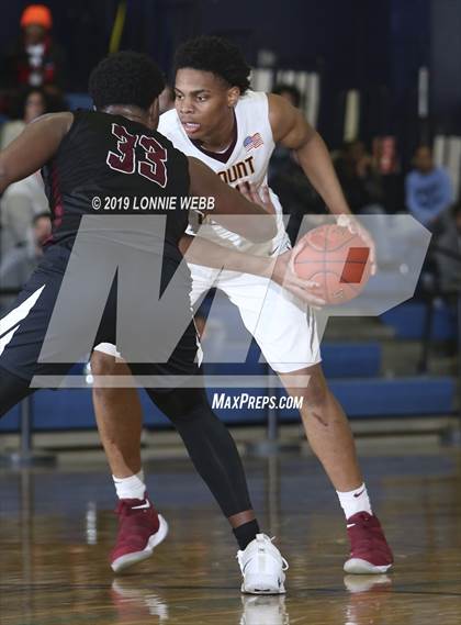 Thumbnail 1 in Elmira vs. Mount Vernon (NYS Regional Semifinal) photogallery.