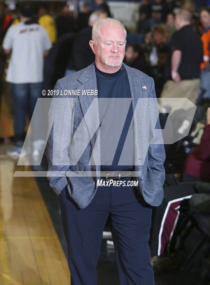 Thumbnail 2 in Elmira vs. Mount Vernon (NYS Regional Semifinal) photogallery.