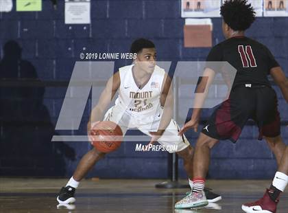 Thumbnail 3 in Elmira vs. Mount Vernon (NYS Regional Semifinal) photogallery.