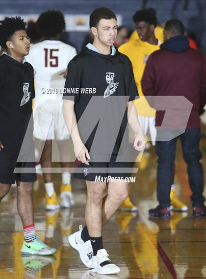 Thumbnail 3 in Elmira vs. Mount Vernon (NYS Regional Semifinal) photogallery.
