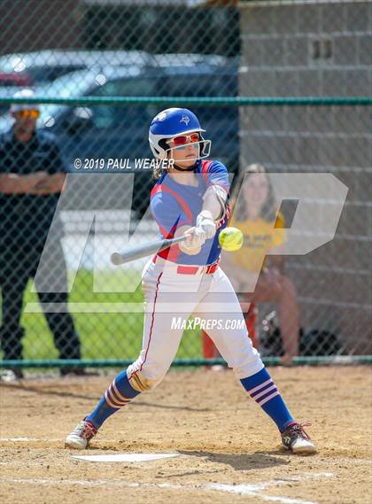Thumbnail 3 in Williams Valley vs. Old Forge (PIAA 1A Quarterfinal) photogallery.