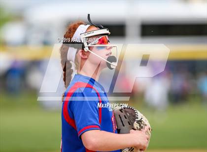 Thumbnail 2 in Williams Valley vs. Old Forge (PIAA 1A Quarterfinal) photogallery.