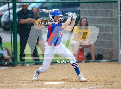 Thumbnail 3 in Williams Valley vs. Old Forge (PIAA 1A Quarterfinal) photogallery.