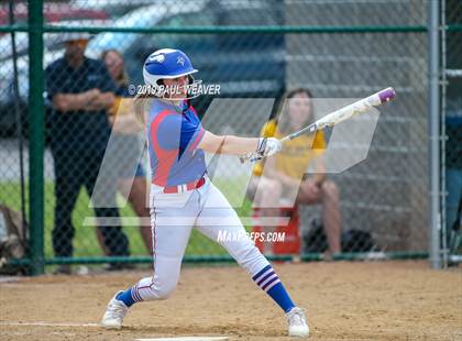 Thumbnail 3 in Williams Valley vs. Old Forge (PIAA 1A Quarterfinal) photogallery.