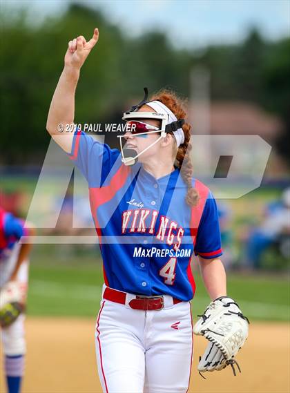 Thumbnail 1 in Williams Valley vs. Old Forge (PIAA 1A Quarterfinal) photogallery.