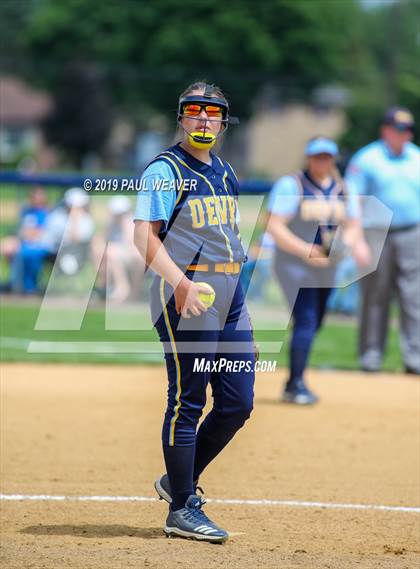 Thumbnail 3 in Williams Valley vs. Old Forge (PIAA 1A Quarterfinal) photogallery.