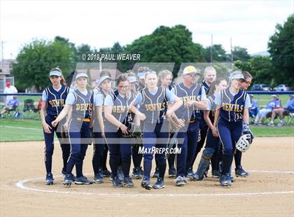 Thumbnail 2 in Williams Valley vs. Old Forge (PIAA 1A Quarterfinal) photogallery.