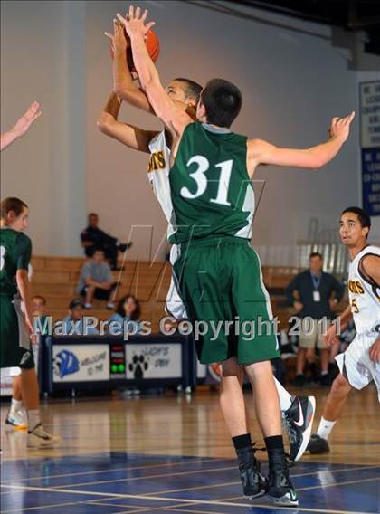 Thumbnail 1 in El Camino vs. Ponderosa (MaxPreps Holiday Classic) photogallery.