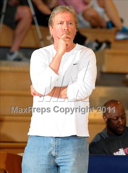 Thumbnail 3 in El Camino vs. Ponderosa (MaxPreps Holiday Classic) photogallery.