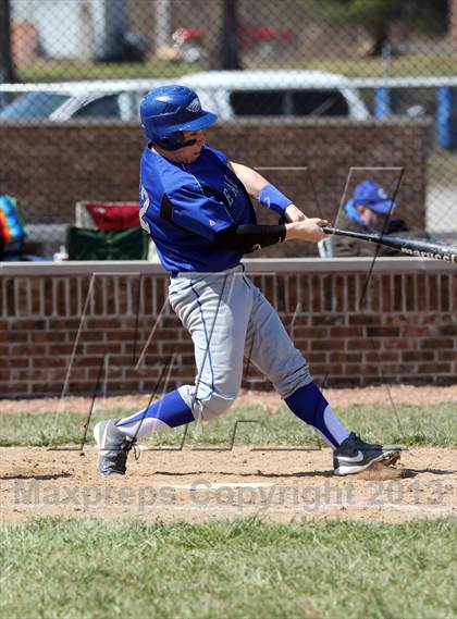 Thumbnail 2 in Teutopolis vs Columbia @ Greenville photogallery.
