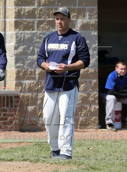 Thumbnail 2 in Teutopolis vs Columbia @ Greenville photogallery.