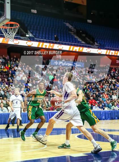 Thumbnail 3 in Westbrook vs. Trinity Catholic (CIAC Class S Final) photogallery.