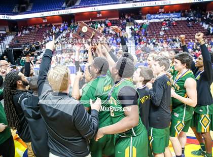 Thumbnail 2 in Westbrook vs. Trinity Catholic (CIAC Class S Final) photogallery.