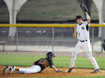 Thumbnail 1 in Grissom vs. Oxford photogallery.