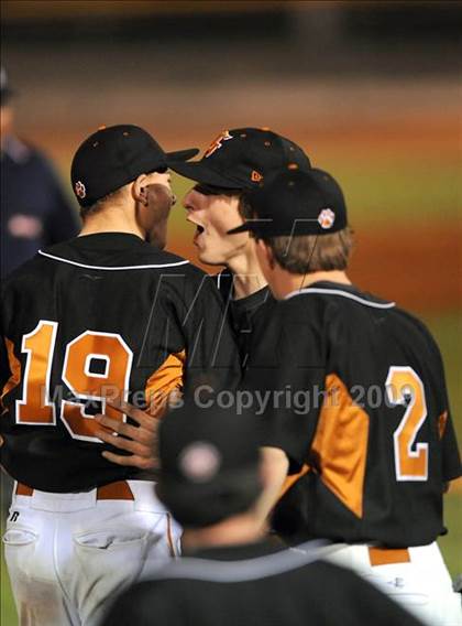 Thumbnail 3 in Grissom vs. Oxford photogallery.