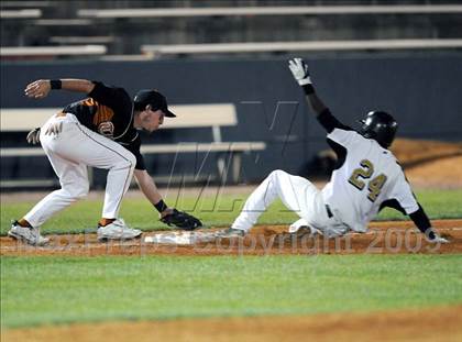 Thumbnail 1 in Grissom vs. Oxford photogallery.