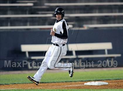 Thumbnail 3 in Grissom vs. Oxford photogallery.