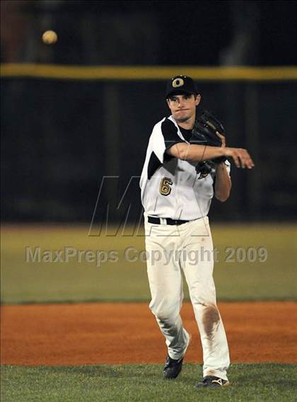 Thumbnail 2 in Grissom vs. Oxford photogallery.