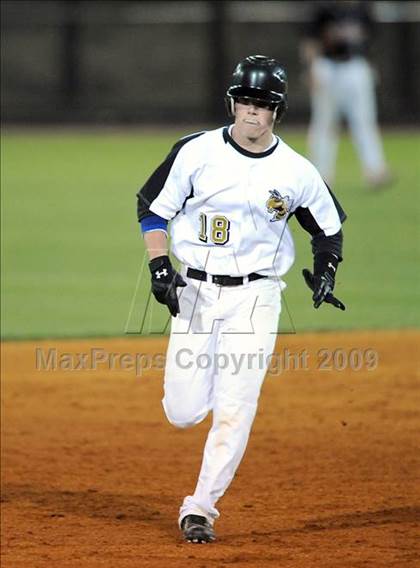 Thumbnail 3 in Grissom vs. Oxford photogallery.